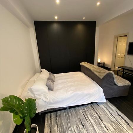 런던 Beautiful Modern Studio In High Street Kensington 아파트 외부 사진