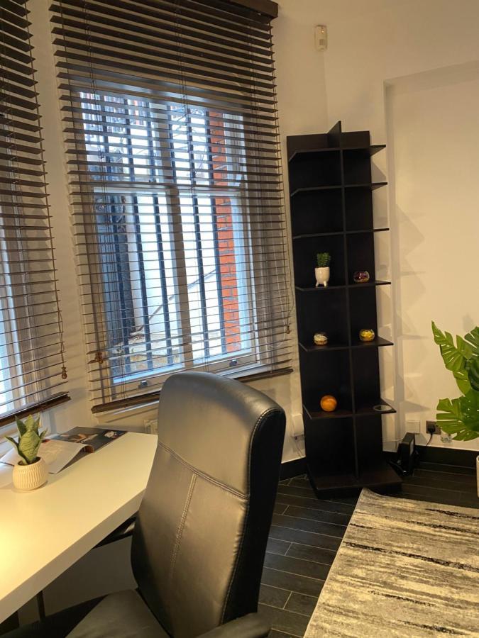 런던 Beautiful Modern Studio In High Street Kensington 아파트 외부 사진