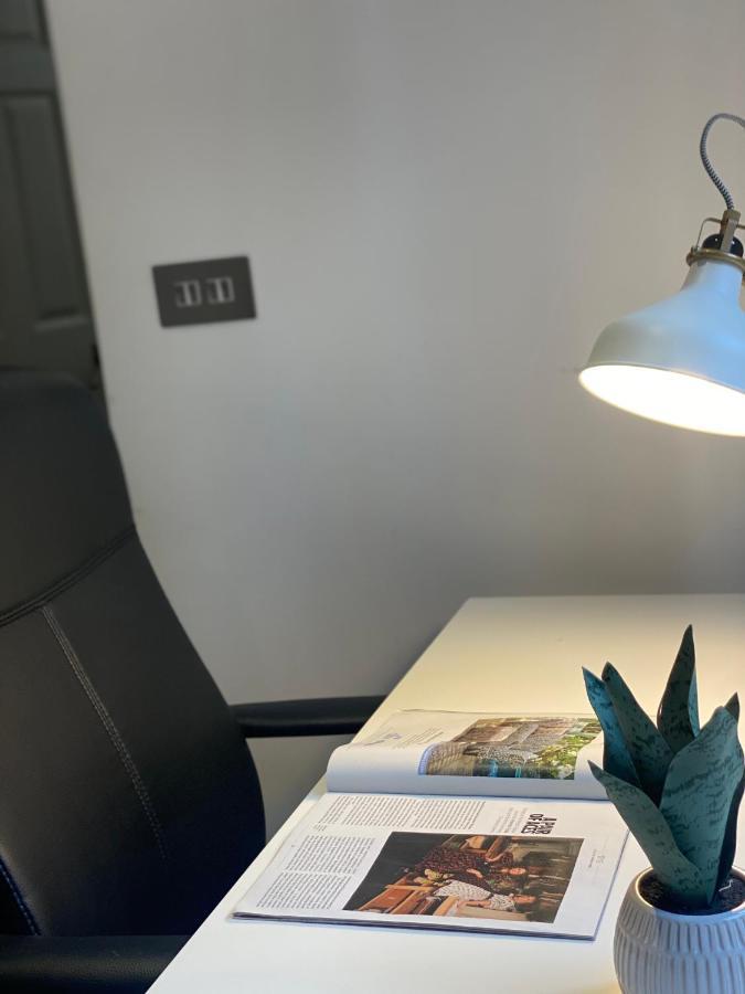런던 Beautiful Modern Studio In High Street Kensington 아파트 외부 사진