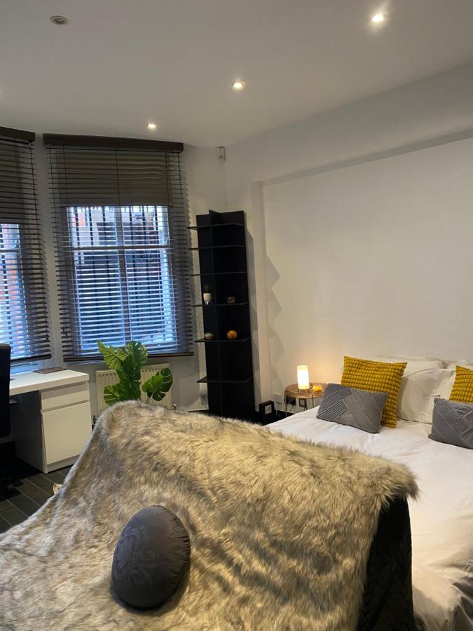 런던 Beautiful Modern Studio In High Street Kensington 아파트 외부 사진